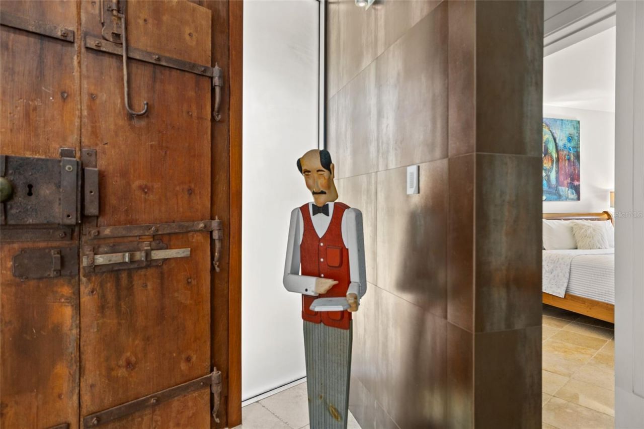 360 26th Avenue Se, Saint Petersburg, FL 33705 Photo