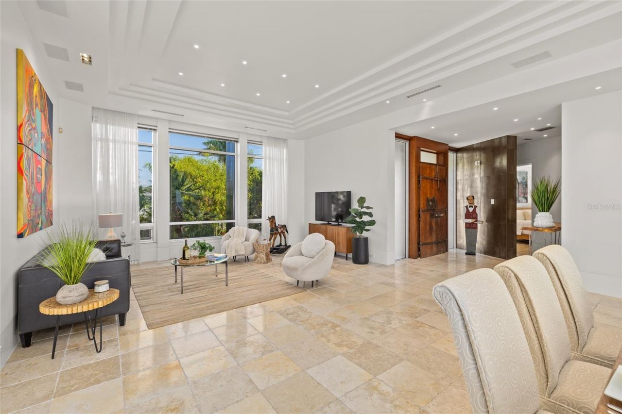 360 26th Avenue Se, Saint Petersburg, FL 33705 Photo