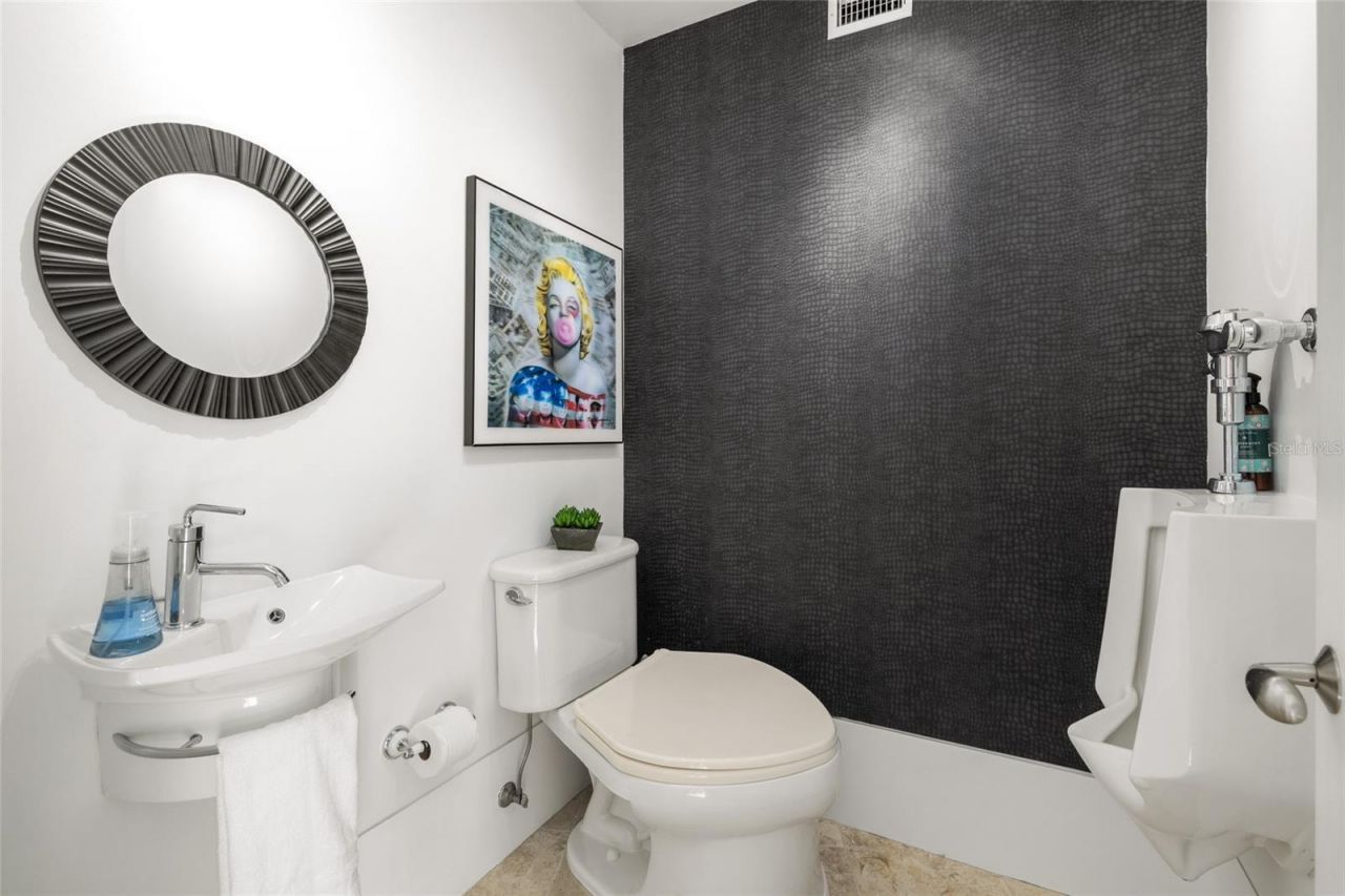 360 26th Avenue Se, Saint Petersburg, FL 33705 Photo