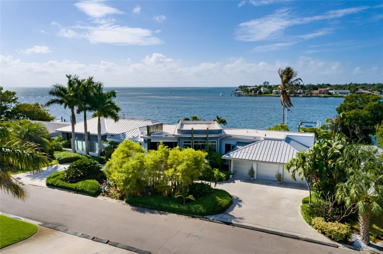 360 26th Avenue Se, Saint Petersburg, FL 33705 Photo