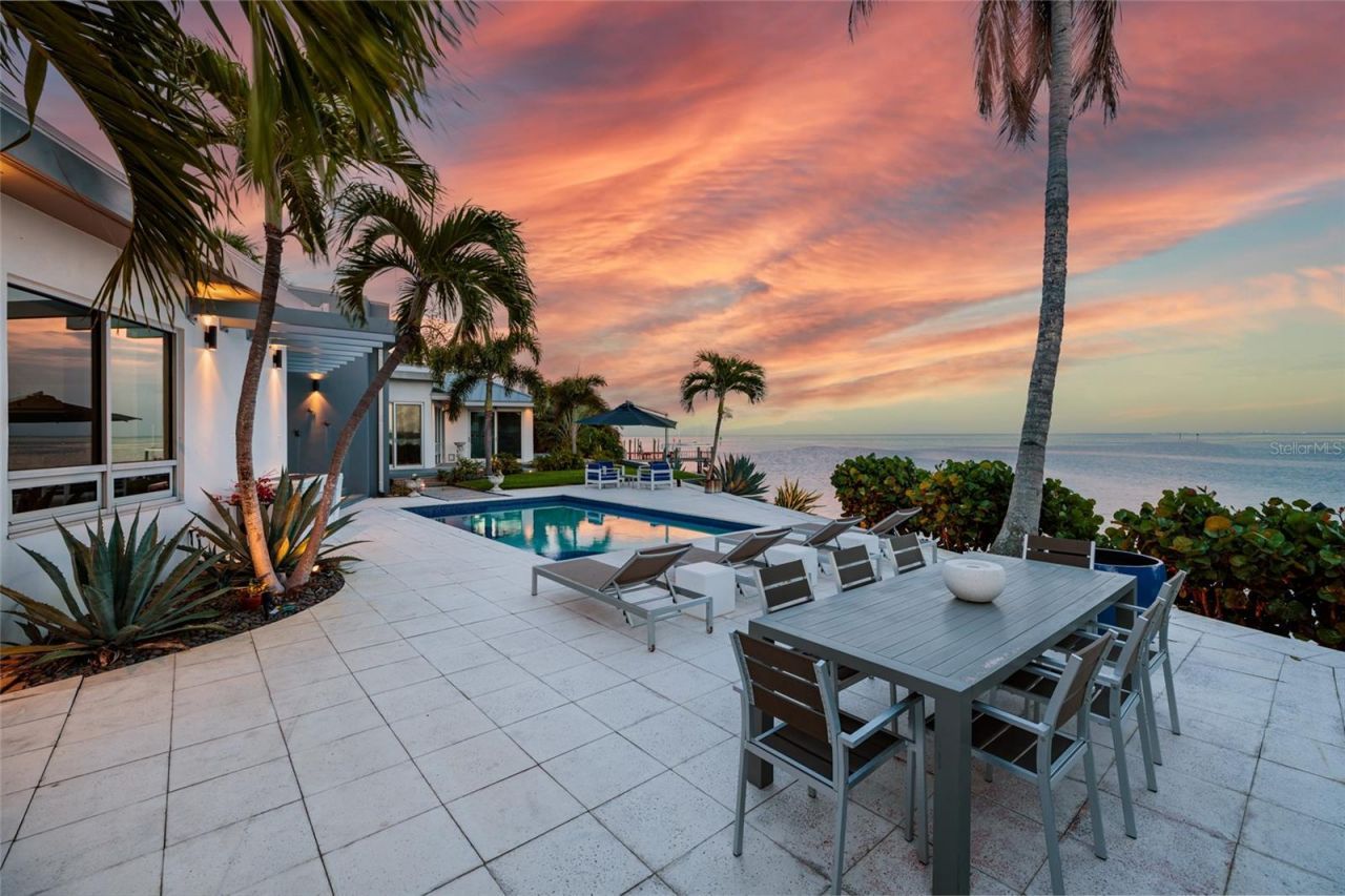 360 26th Avenue Se, Saint Petersburg, FL 33705 Photo