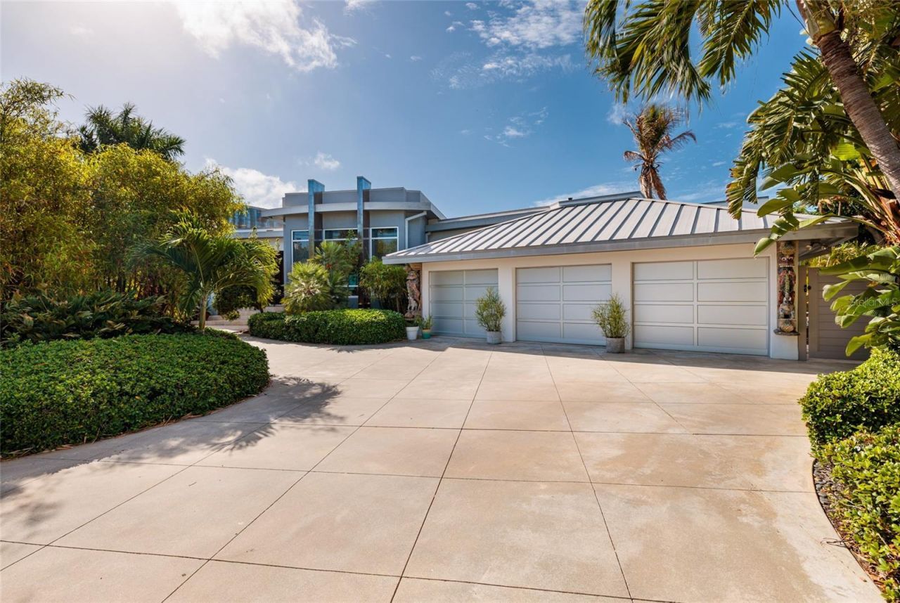 360 26th Avenue Se, Saint Petersburg, FL 33705 Photo