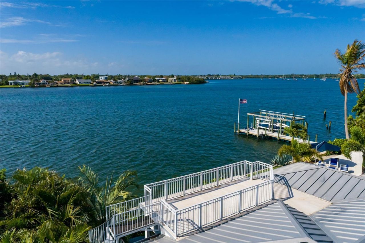 360 26th Avenue Se, Saint Petersburg, FL 33705 Photo