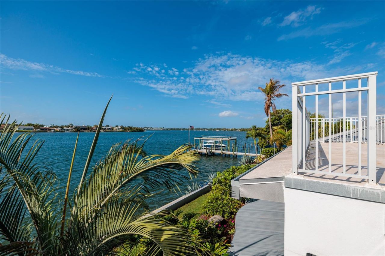 360 26th Avenue Se, Saint Petersburg, FL 33705 Photo