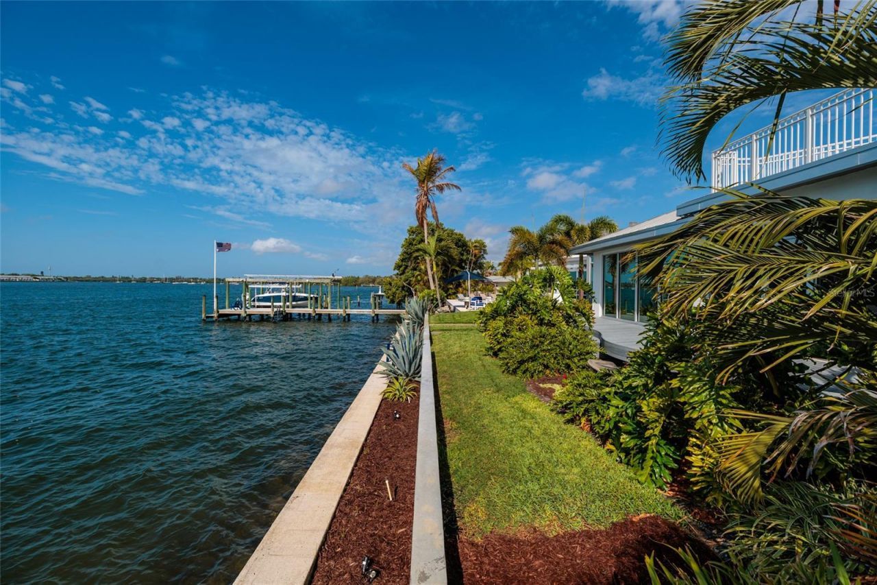 360 26th Avenue Se, Saint Petersburg, FL 33705 Photo