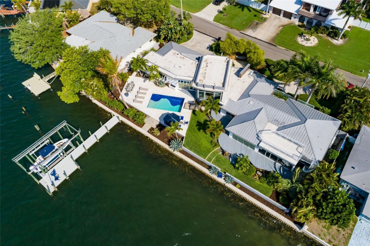 360 26th Avenue Se, Saint Petersburg, FL 33705 Photo