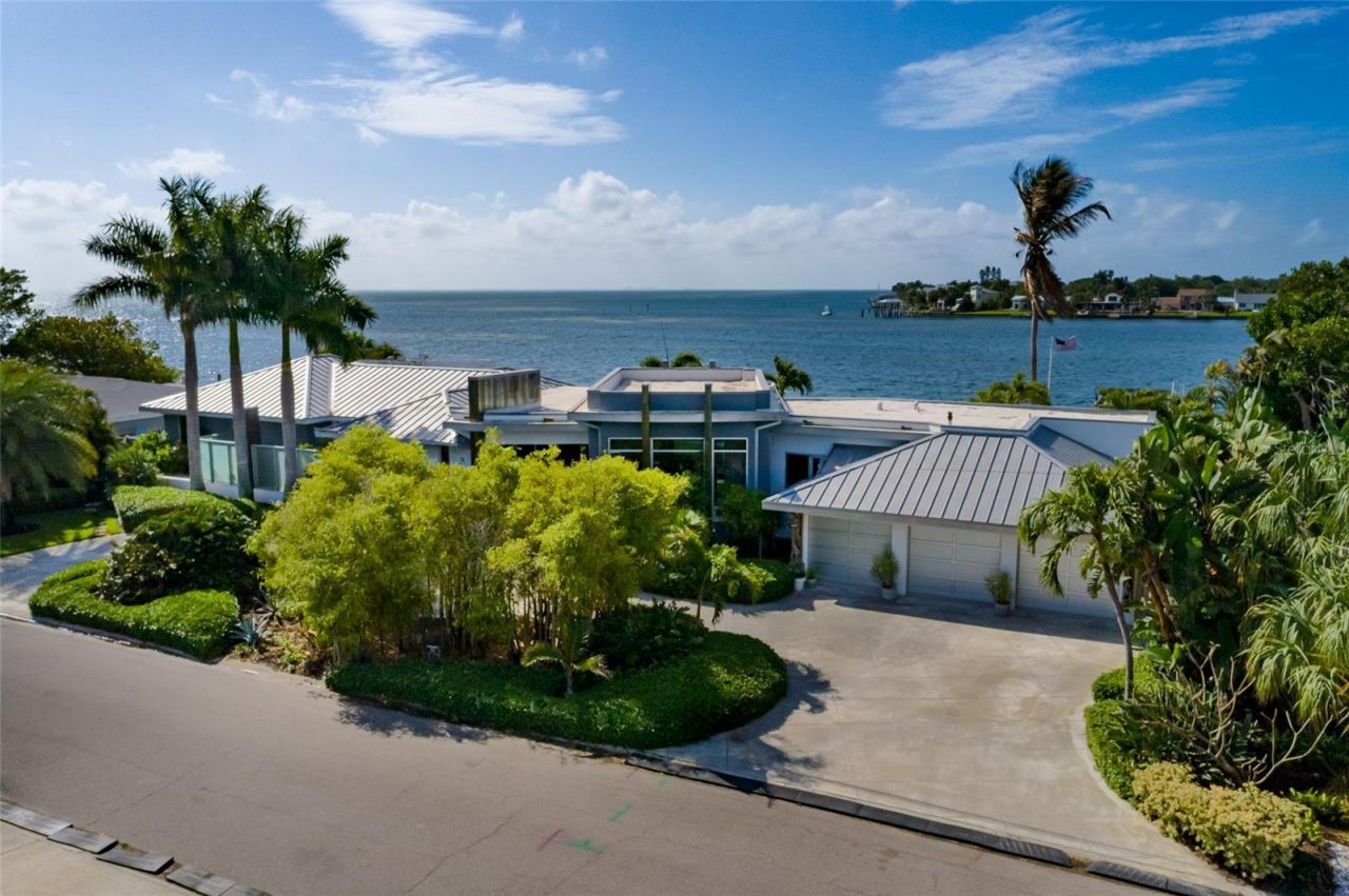 360 26th Avenue Se, Saint Petersburg, FL 33705 Photo