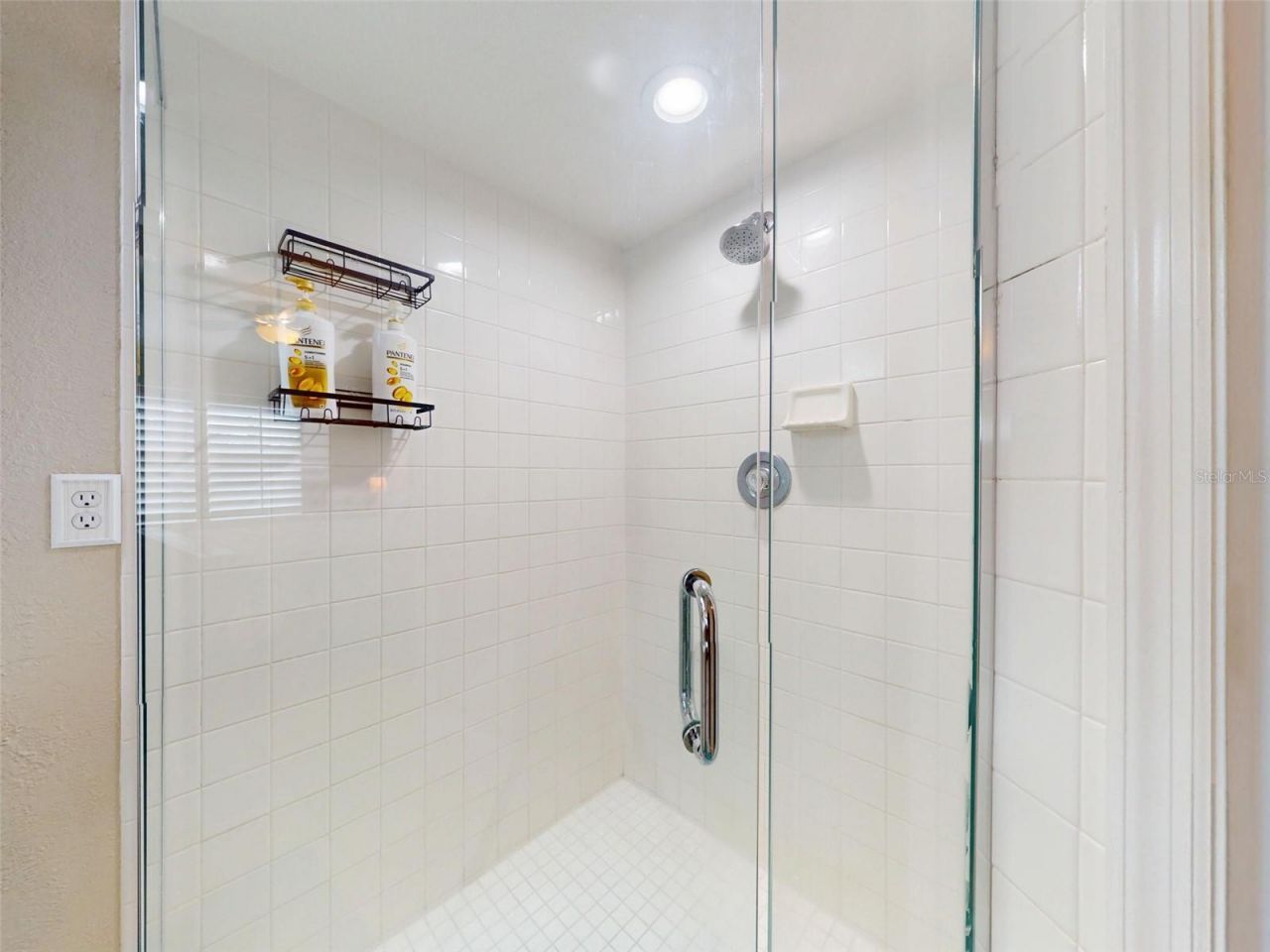 402 Bouchelle Drive, Unit 206, New Smyrna Beach, FL 32169 Photo