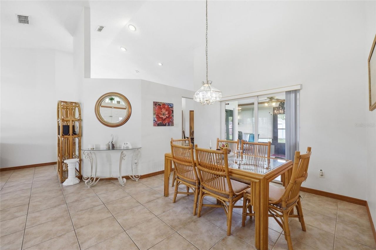 9516 Cullowhee Court , Orlando, FL 32817 Photo