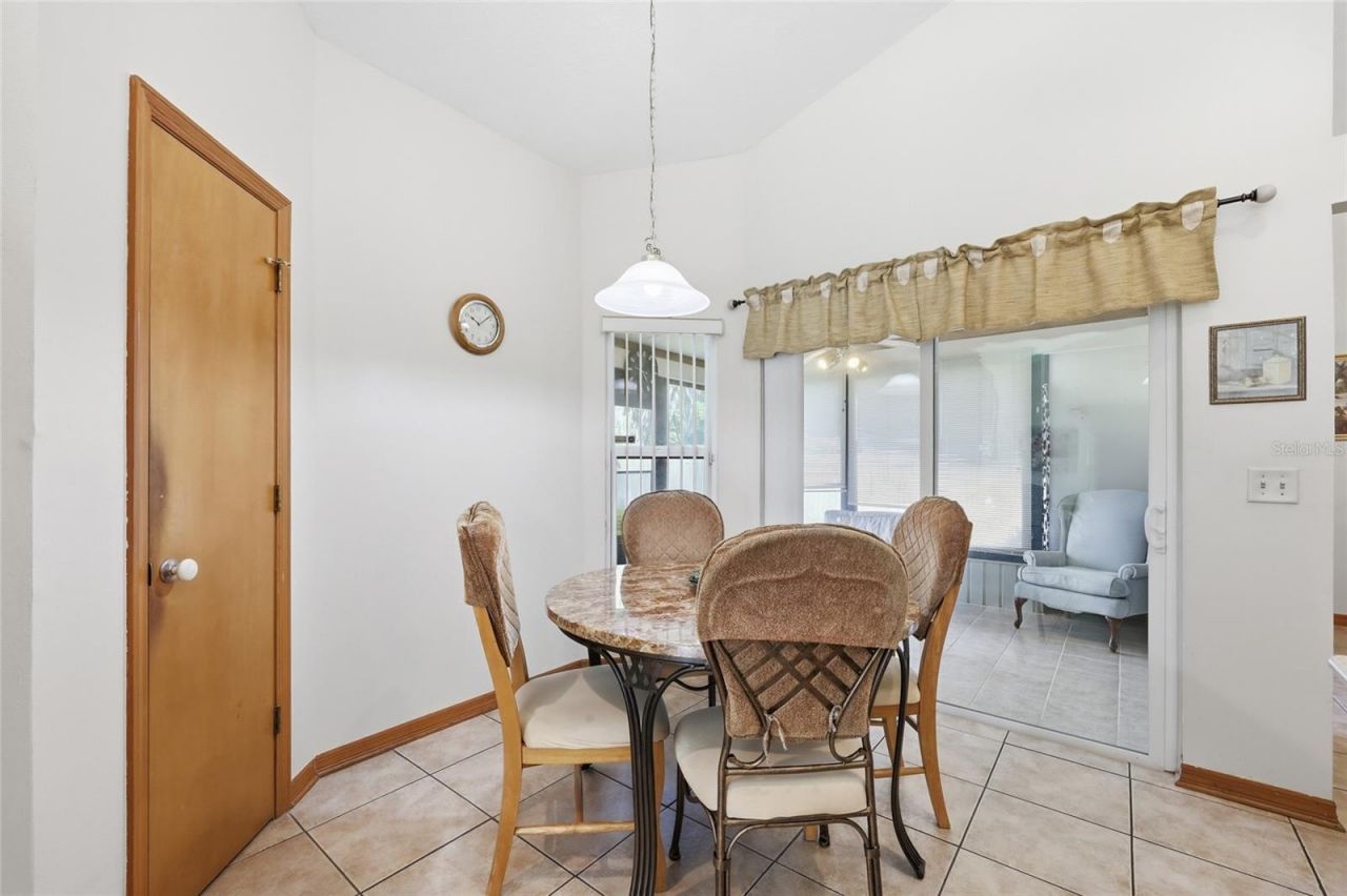 9516 Cullowhee Court , Orlando, FL 32817 Photo