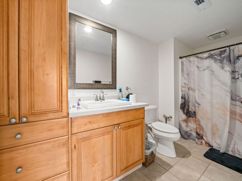 1183 Sanctuary Place, Unit 11, Columbus, OH 43230 Photo 24