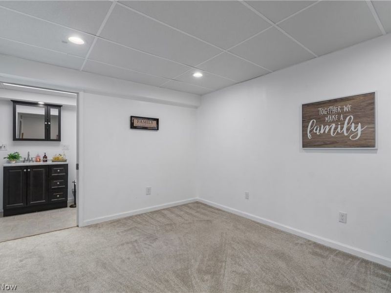 6373 Harbor Drive NW, Canton, OH 44718 Photo 28