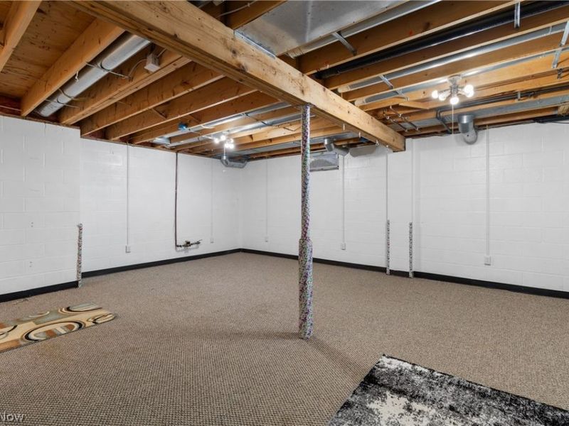 6373 Harbor Drive NW, Canton, OH 44718 Photo 30