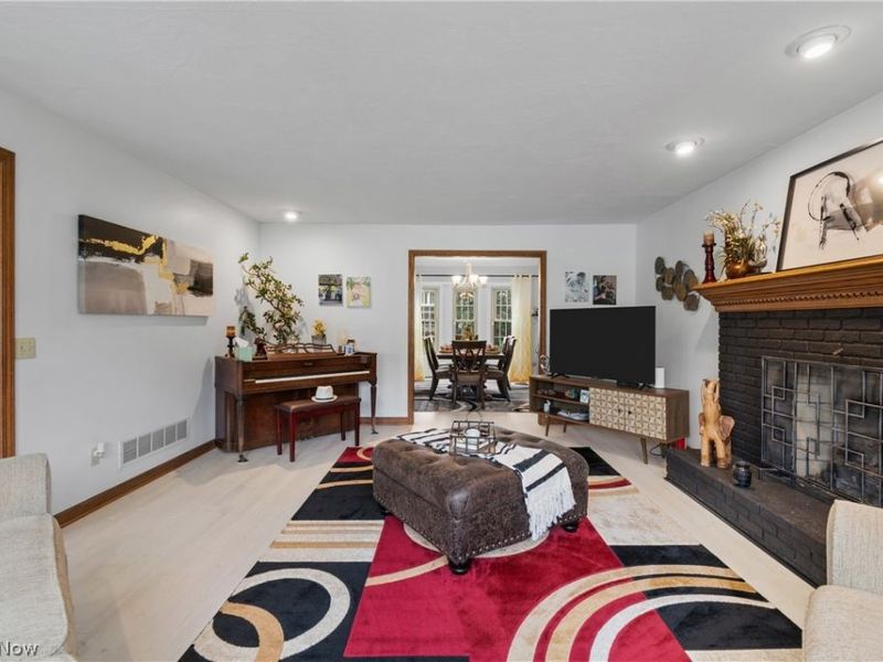 6373 Harbor Drive NW, Canton, OH 44718 Photo 8