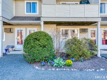 303 Willow, Unit 303, New Milford, CT 06776