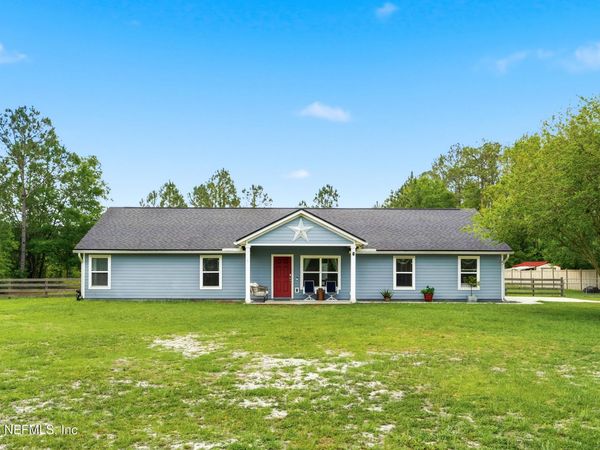 2471 IRIS Street, Middleburg, FL 32068