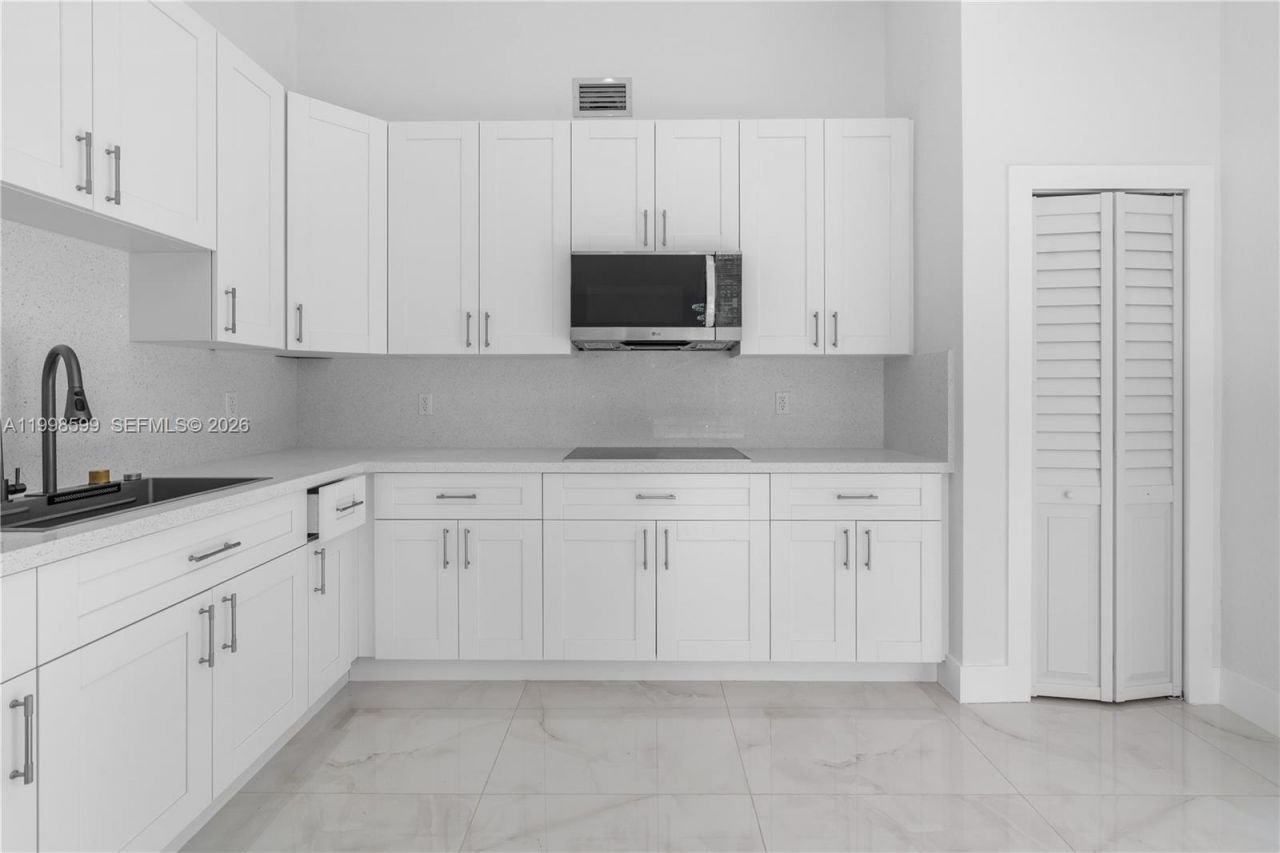 16345 SW 303rd St, Homestead, FL 33033 Photo