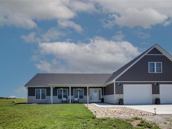 55550 Lone Cedar Trail, New London, MO 63459