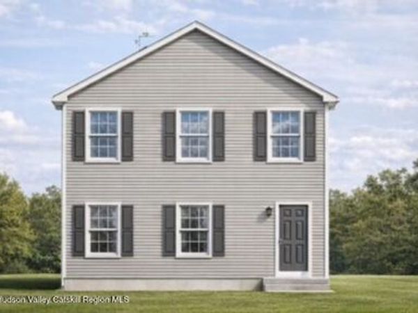 18 Russell Street, Saugerties, NY 12477