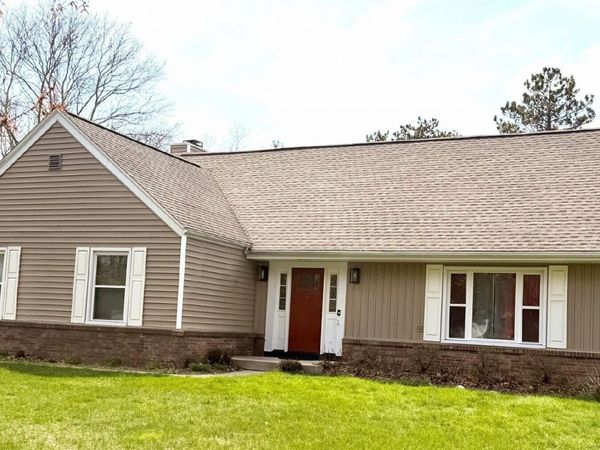 2174 Chadbury Lane, Toledo, OH 43614