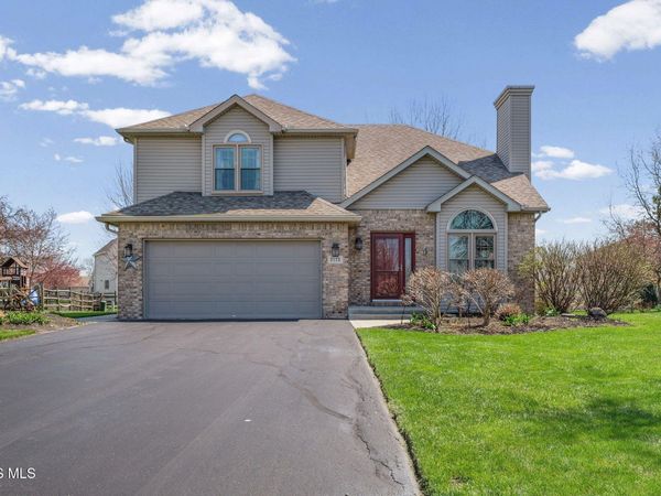 7175 Winding Brook Road, Perrysburg, OH 43551
