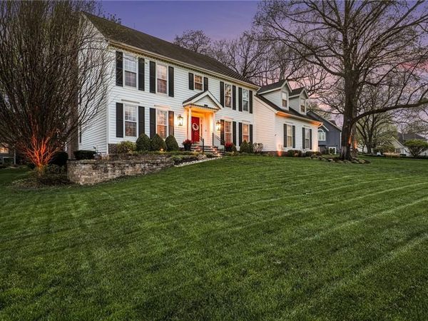 13804 Eby Street, Overland Park, KS 66221
