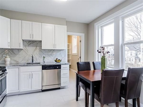 4 Leicester St, Unit 4, Boston, MA 02135