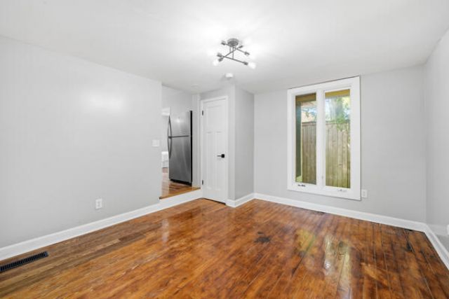 2217 Cambridge Avenue Photo 23