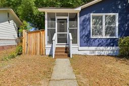 2217 Cambridge Avenue photo 4