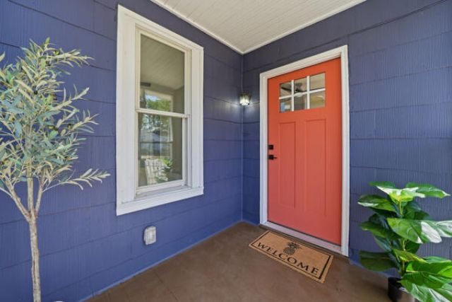 2217 Cambridge Avenue Photo 5