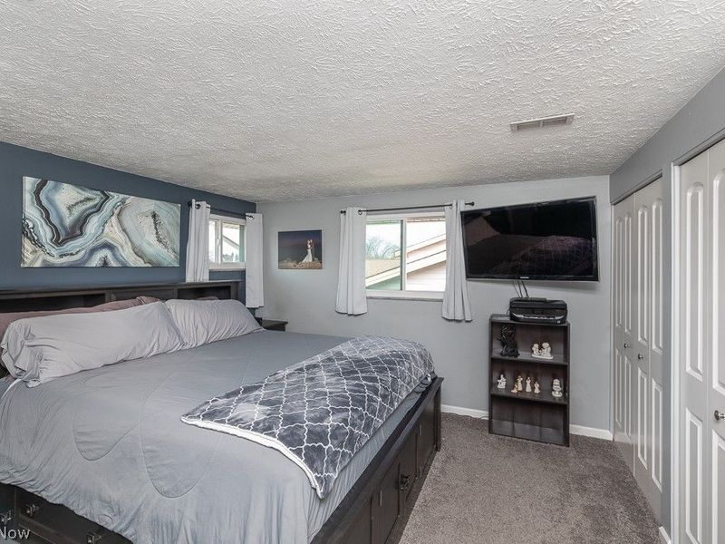 24798 Mitchell Drive , North Olmsted, OH 44070 Photo 25