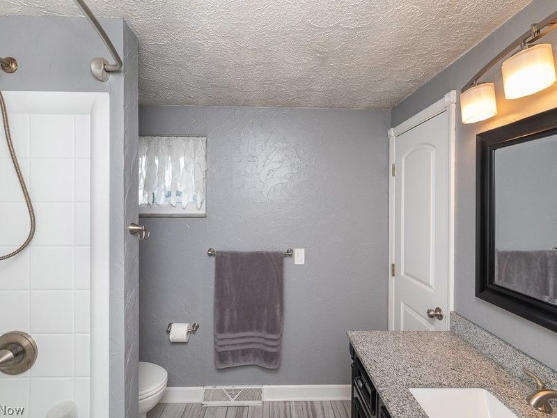 24798 Mitchell Drive , North Olmsted, OH 44070 Photo 26