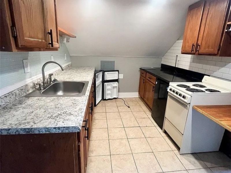 1304 W 64th, Unit 5, Cleveland, OH 44102 Photo 6