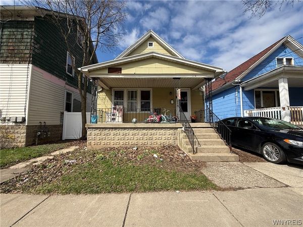 6 Humason Avenue, Buffalo, NY 14211