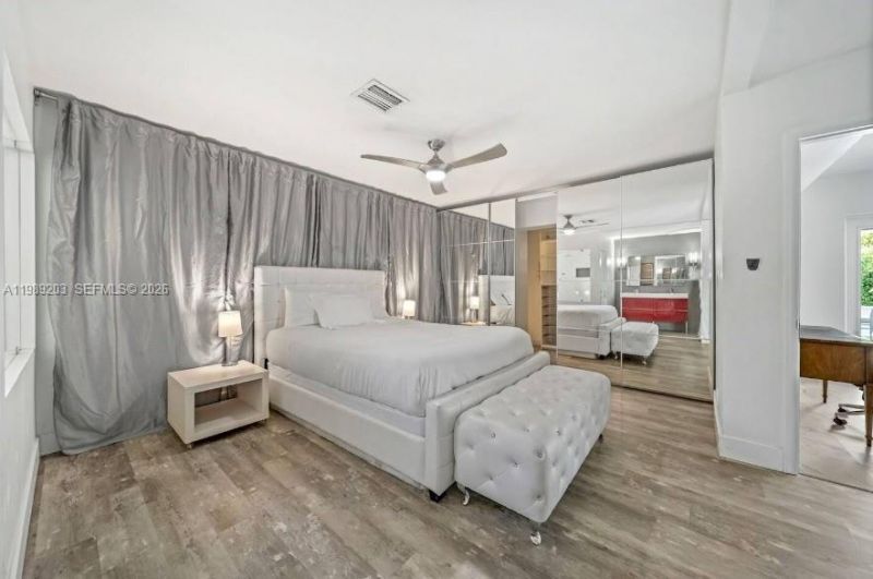 909 N 13th Ct , Hollywood, FL 33019 Photo