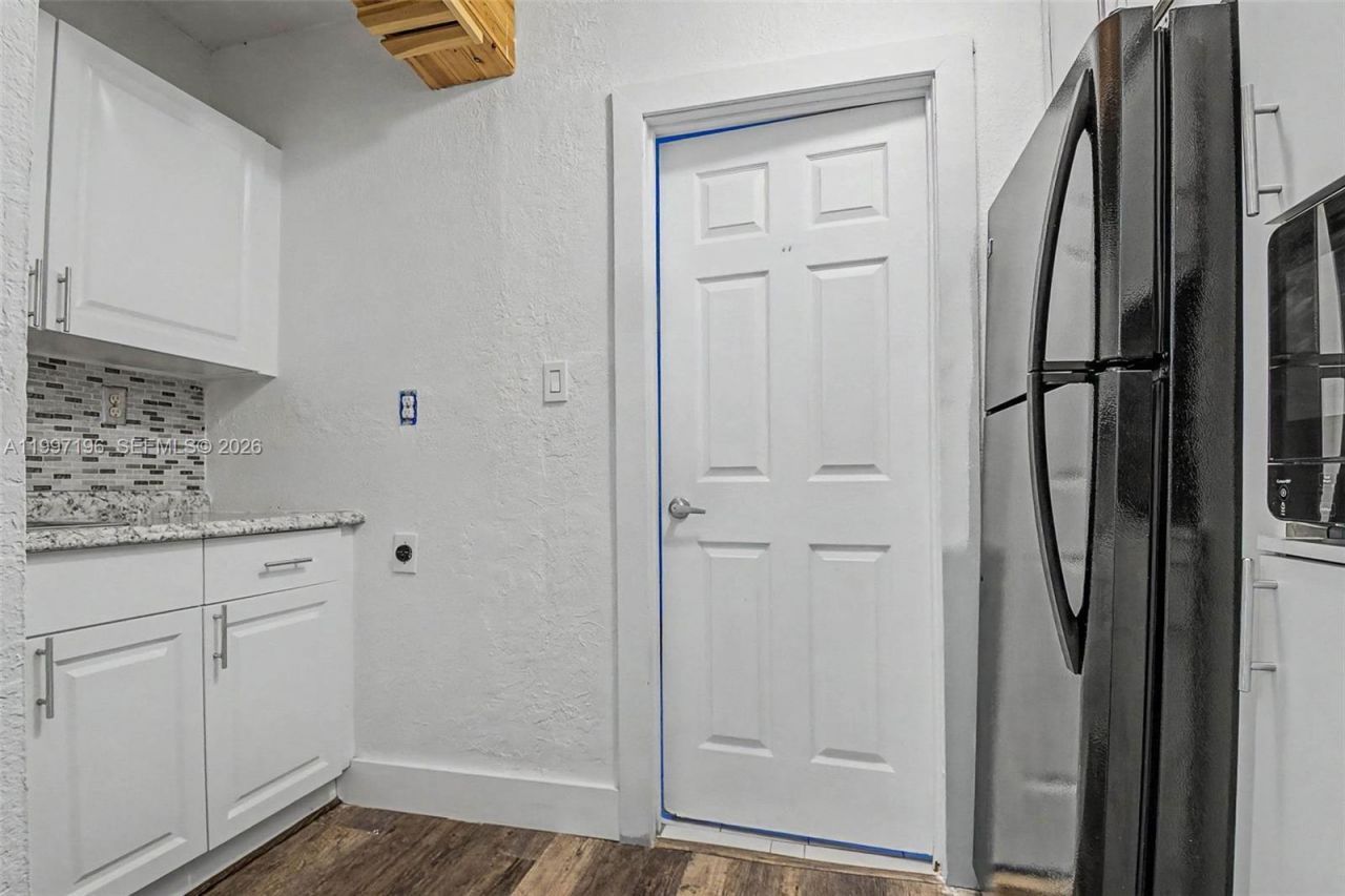 3951 SW 2nd Ter, Miami, FL 33134 Photo