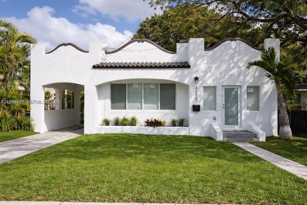 3079 NW Flagler Ter, Miami, FL 33125 Photo