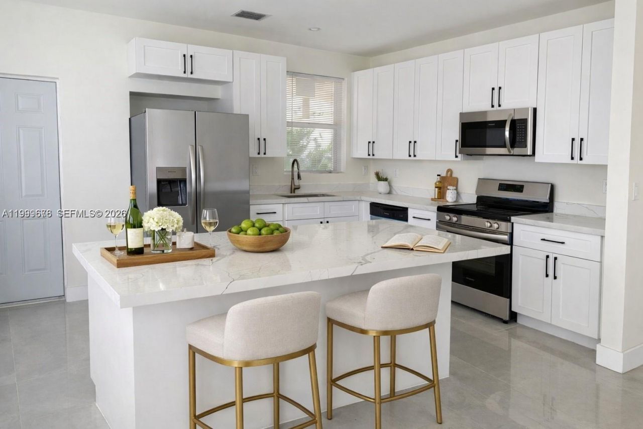 3079 NW Flagler Ter, Miami, FL 33125 Photo