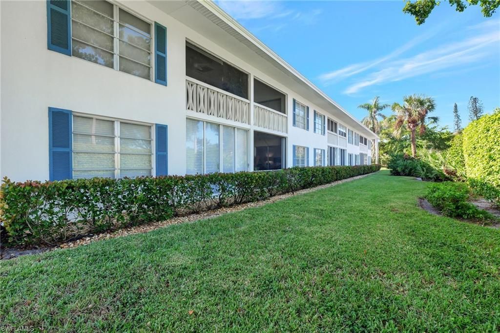 750 Mooring Line Dr, Unit 105, Naples, FL 34102 Photo