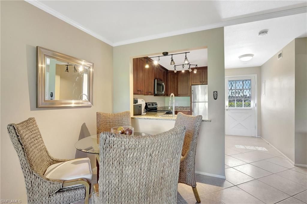 750 Mooring Line Dr, Unit 105, Naples, FL 34102 Photo