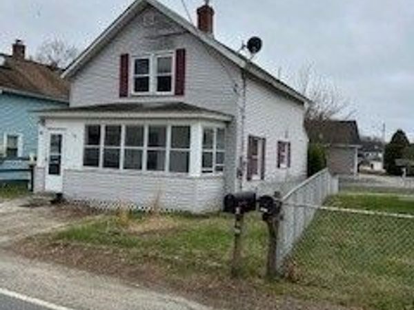 41 Chestnut Hill, Millville, MA 01529