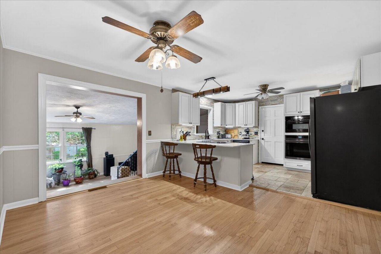 1225 Hillside Drive Photo 12