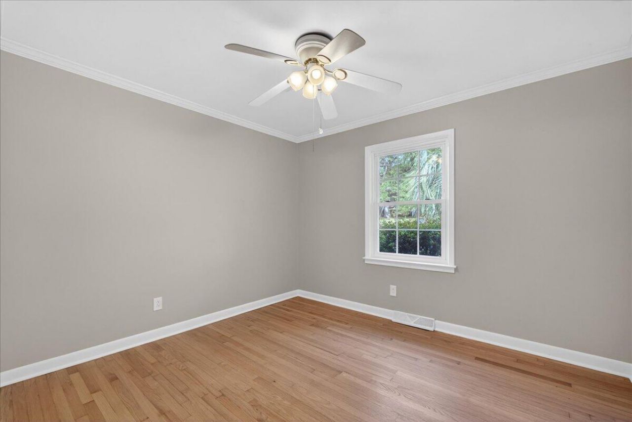 1225 Hillside Drive Photo 16