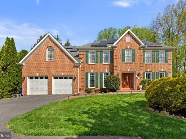 3260 PINE BLUFFS DRIVE, ELLICOTT CITY, MD 21042