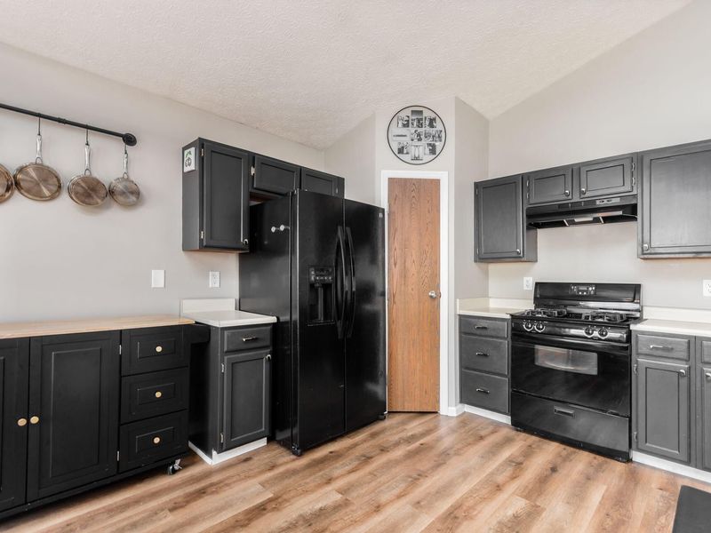 926 Cherry Bud Drive, Columbus, OH 43228 Photo 10