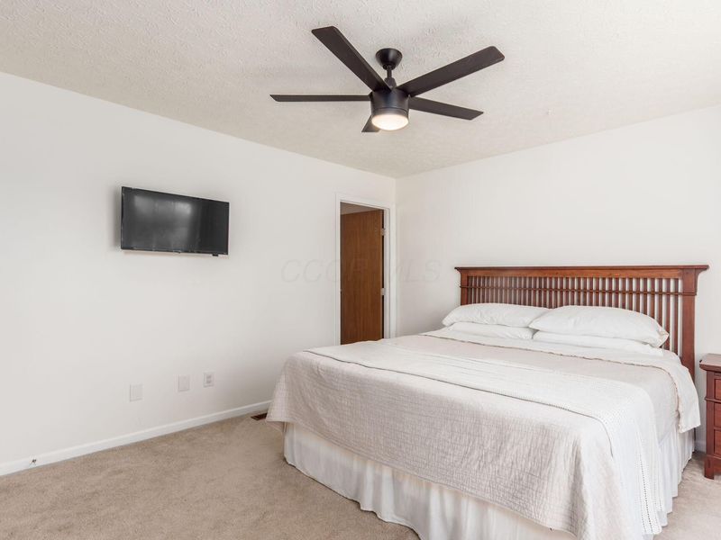 926 Cherry Bud Drive, Columbus, OH 43228 Photo 16