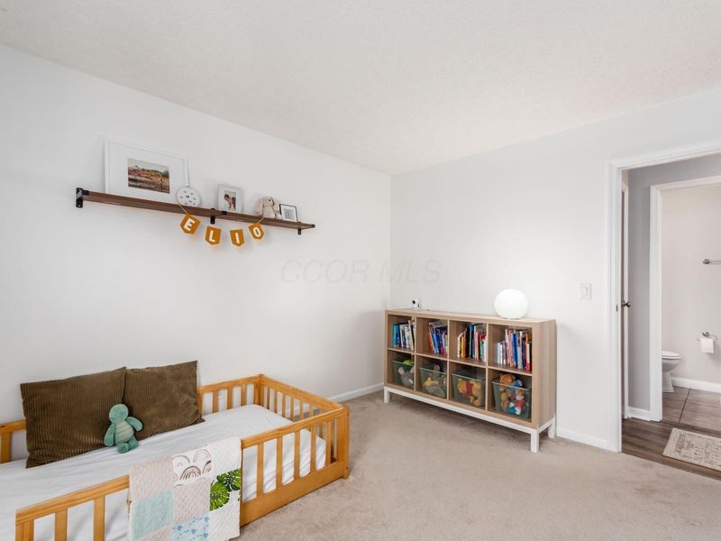 926 Cherry Bud Drive, Columbus, OH 43228 Photo 22