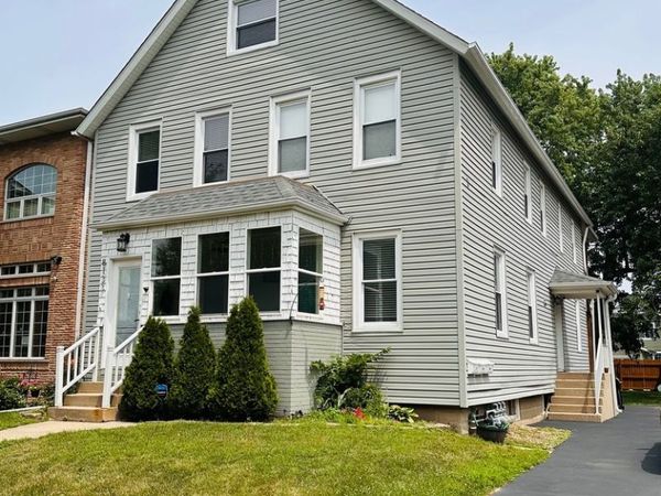 8133 Laramie Avenue , Unit 2S, Skokie, IL 60077