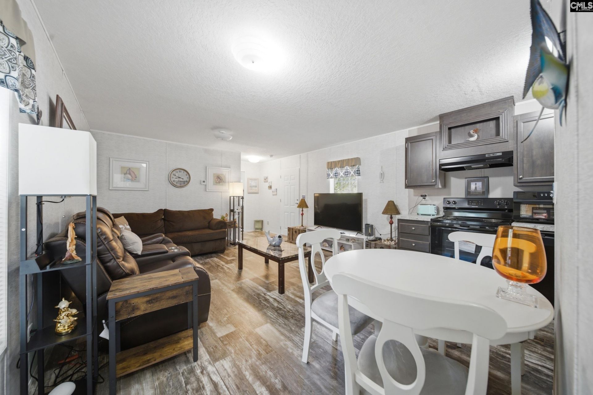 293 Walnut Street Photo 12