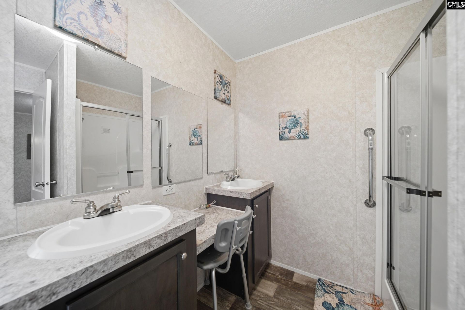 293 Walnut Street Photo 16